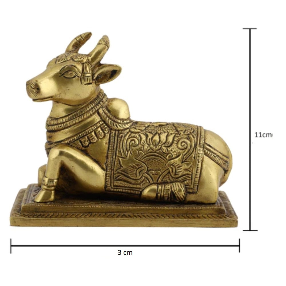 100% Pure Brass Sitting Nandi Cow Statue for Religious Home Puja Décor Showpiece Gift Nandi Cow and Calf Brass Statue/Idol/Showpiece/Decorative Diwali Gift Kamdhenu,Weight:1000 Gram,Length:4.5 Inch