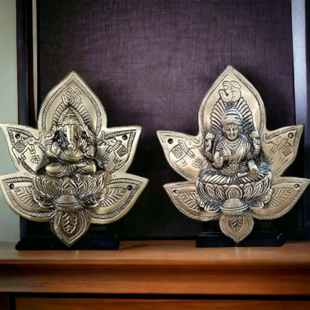 Heavy Brass Lakshmi Ganesh Patta Wall and Door Hanging Showpiece Brass Antique Unique Design,Weight:800 Gram