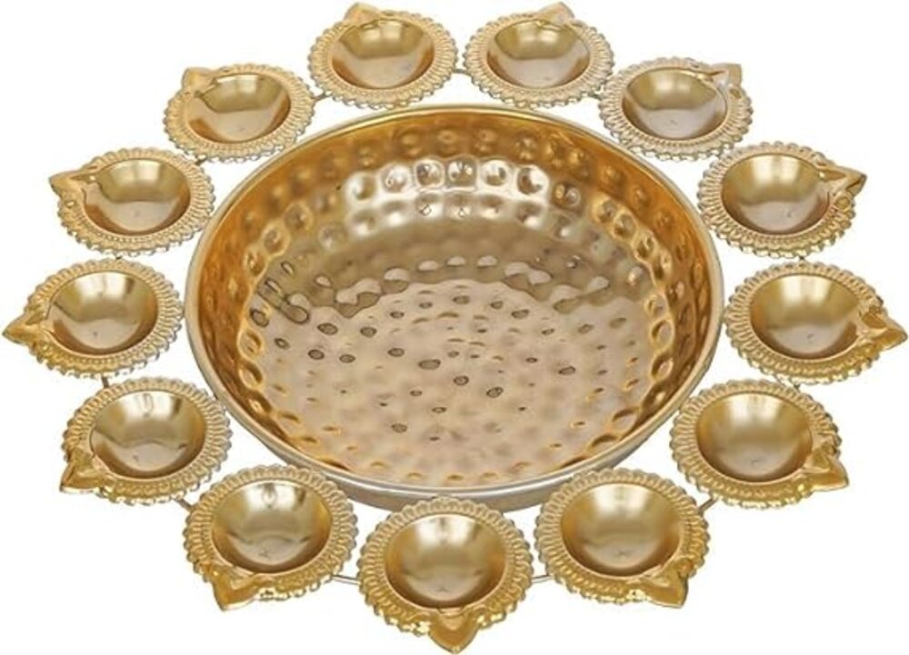 ROYALSTUFFS Metal Urli with Diyas Iron 13 - Cup Candle Holder  (Gold, Pack of 1)