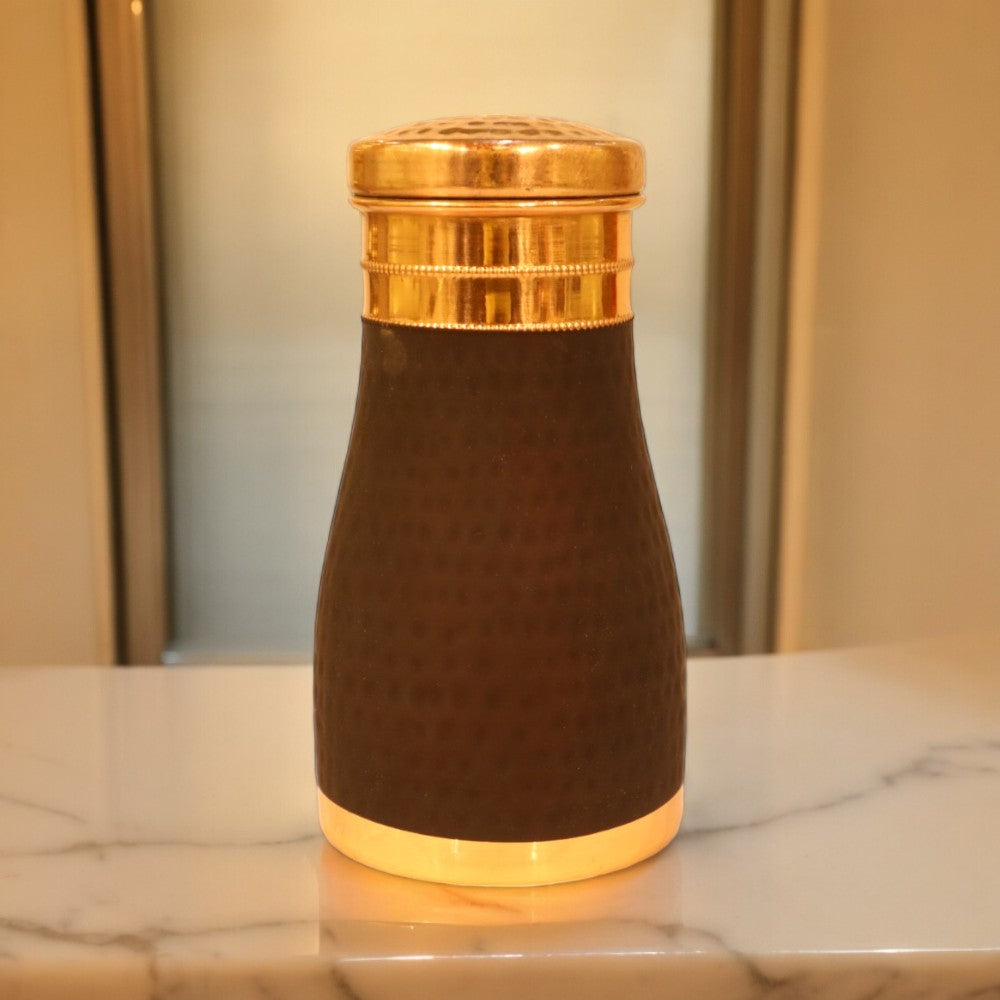 Copper Hammered Silk Finish Bedside Carafe Bottle with Inbuilt Glass (1 Liter Capacity)