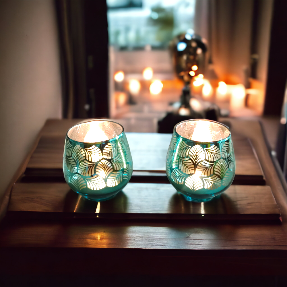 Set of 2 Votives With Tea Lights