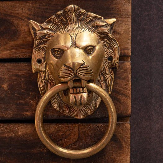 Crafted Lion Head 1 kg Door Knocker with Antique Finish