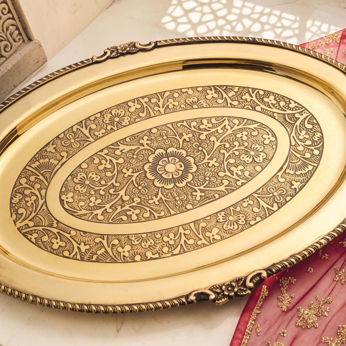 Brass Handcrafted Oval Tray / Platter - Royalstuffs.com