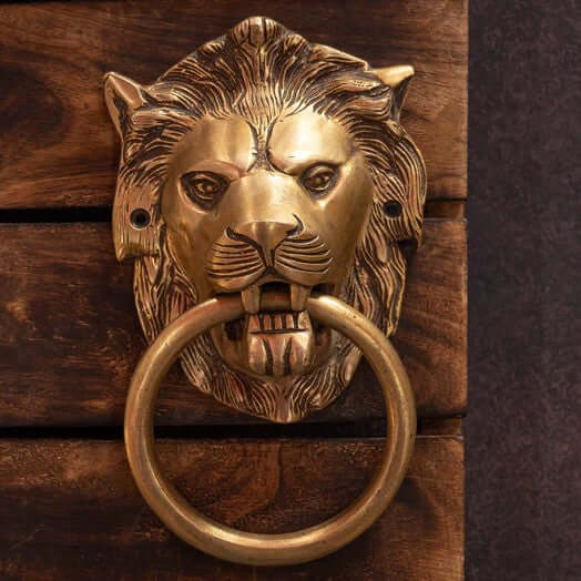 Crafted Lion Head 1 kg Door Knocker with Antique Finish - Royalstuffs.com