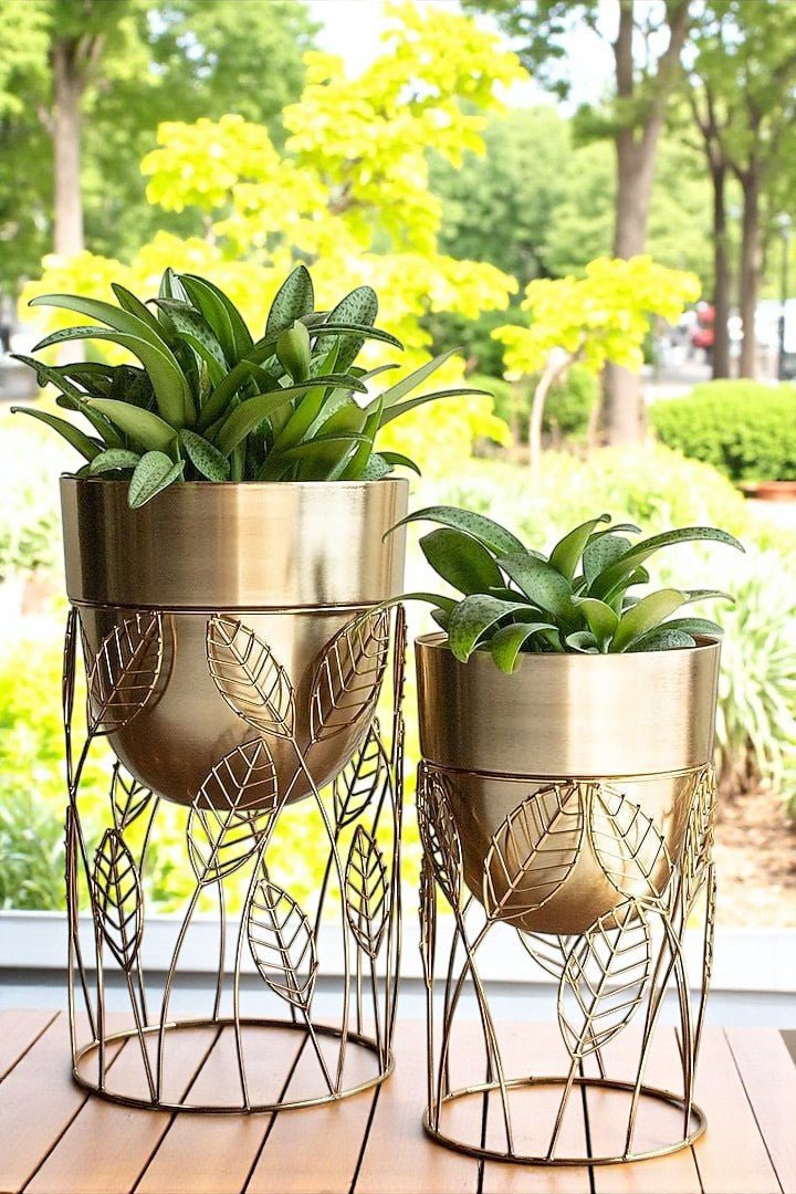 Decorative Metal Indoor Planters with Stands - Royalstuffs.com