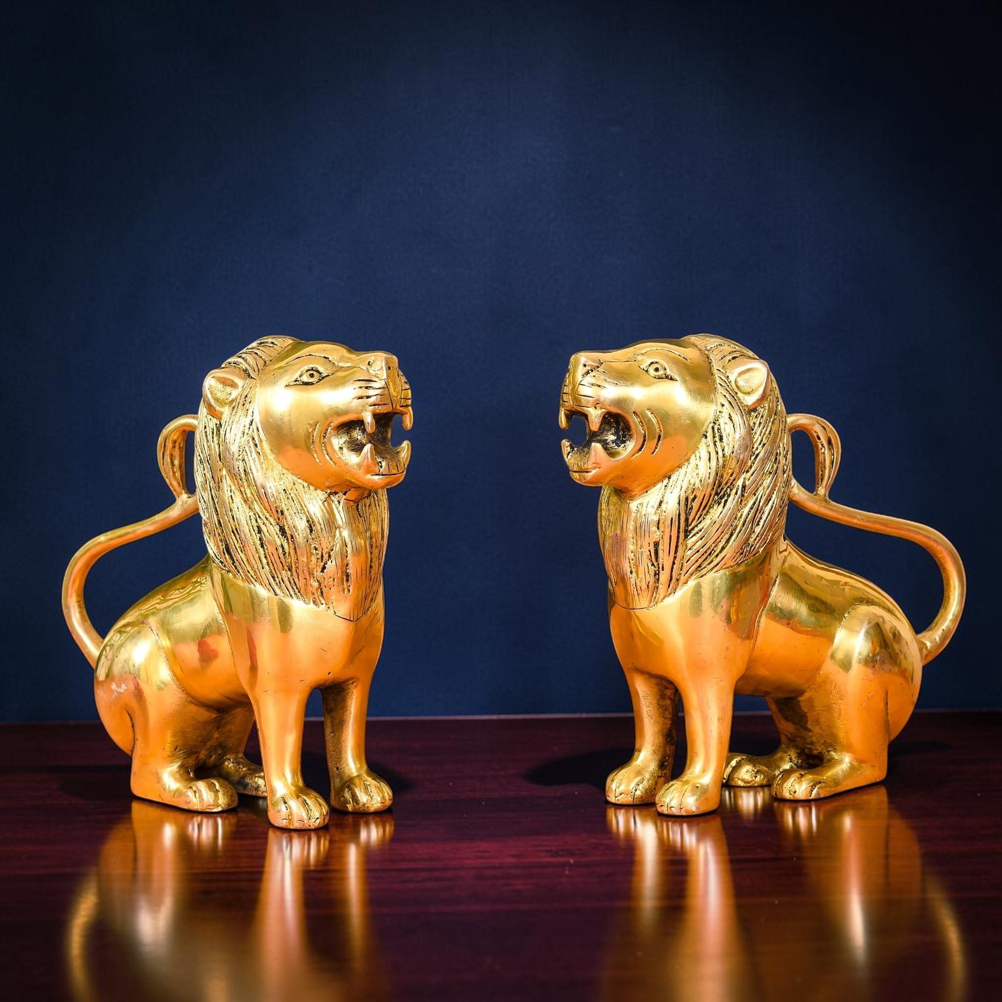 Handcrafted Brass Lion Statue Pair for Home Décor | RoyalStuffs - Royalstuffs.com