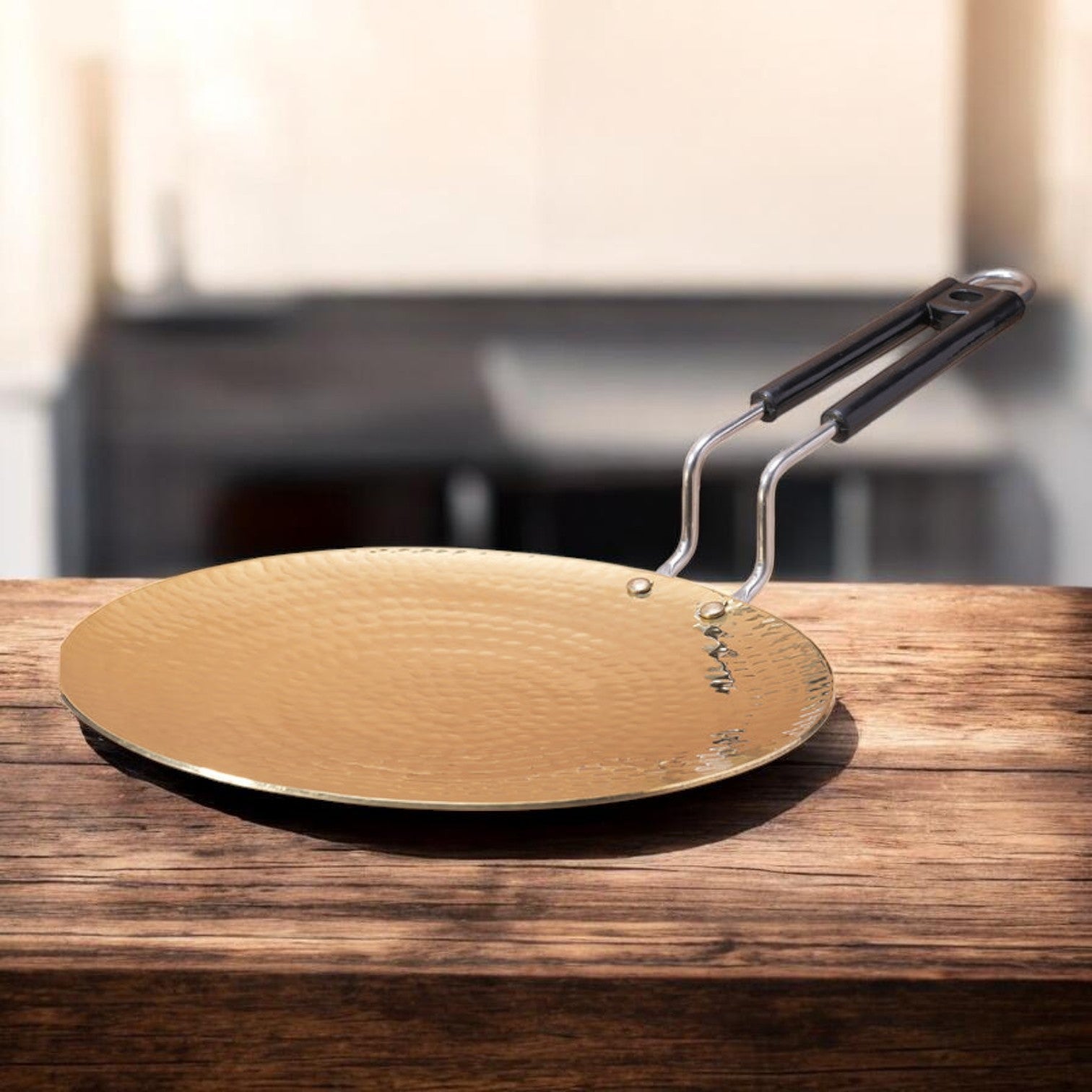 Handcrafted Hammered Brass Tawa with Broad Handle | RoyalStuffs - Royalstuffs.com