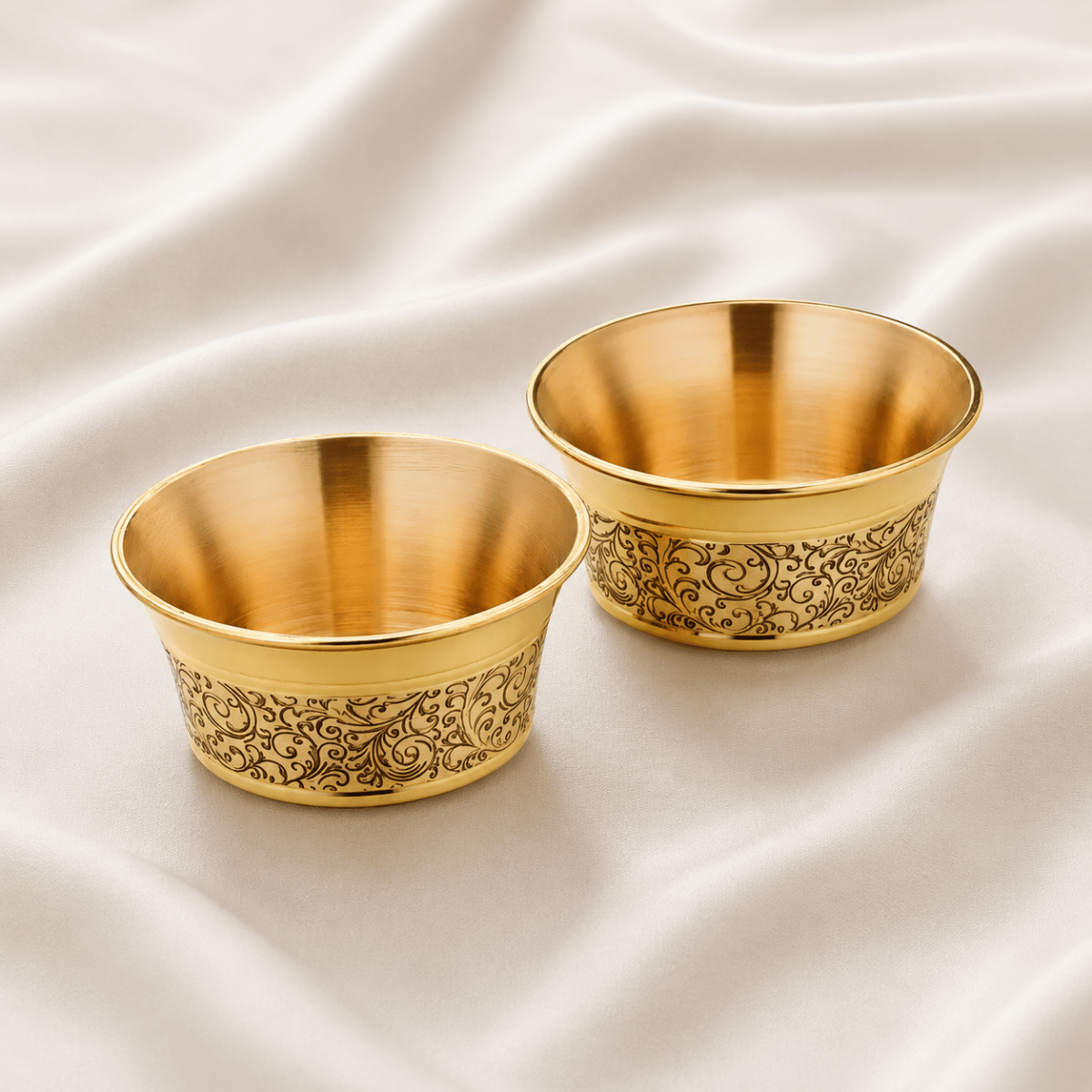 Heritage Pure Brass Dinner Set with Thali – 6 Pcs - Royalstuffs.com