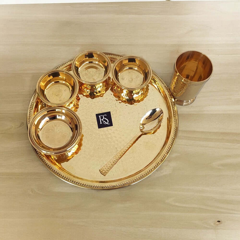 Pure Brass Hammered 7-Piece Dinner Set / Thali Set with Beaded Line Design - Royalstuffs.com