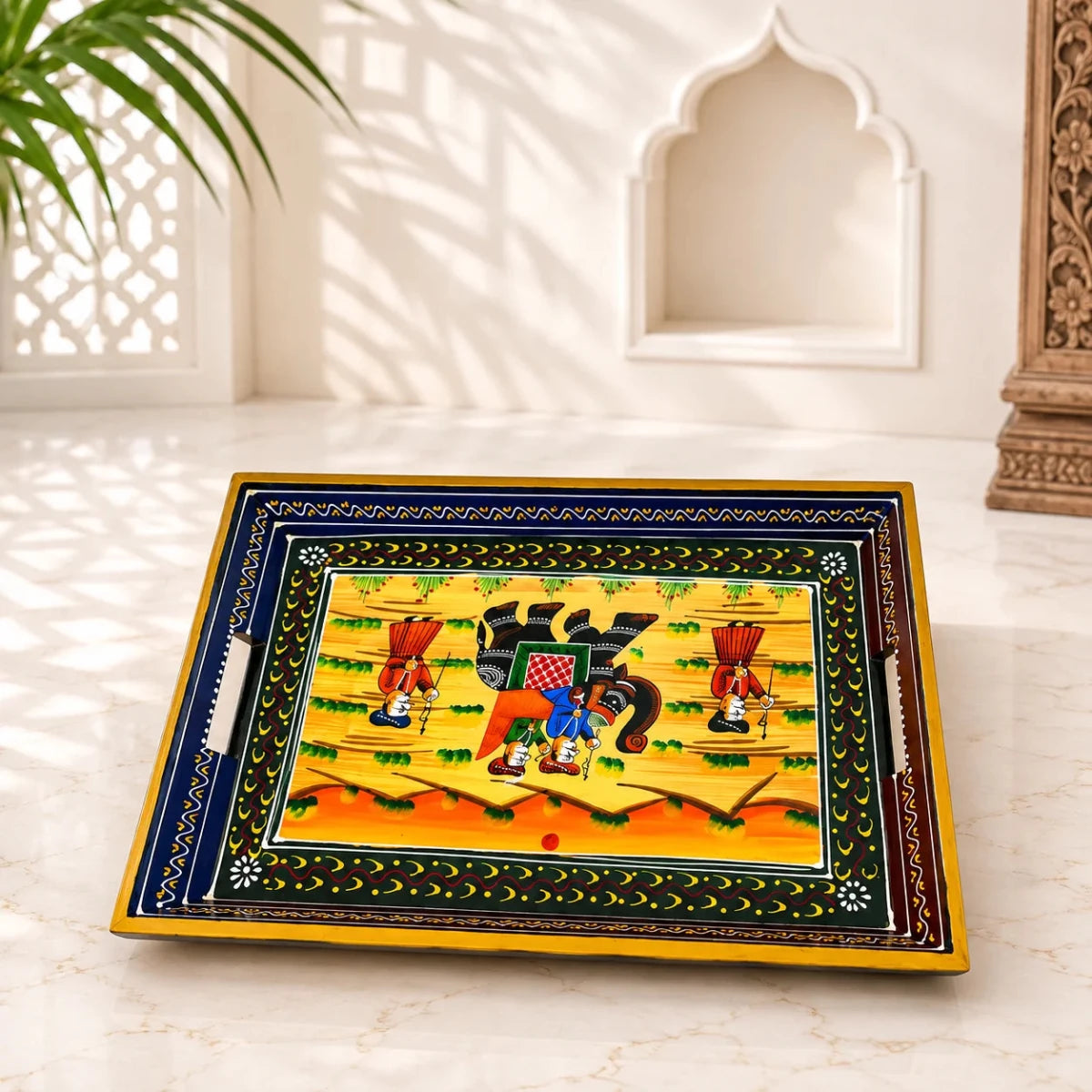 ROYALSTUFFS Serving Tray, set of 3, made of mango wood, Rajasthani painting, size 15″, 14″, 13″ - Royalstuffs.com