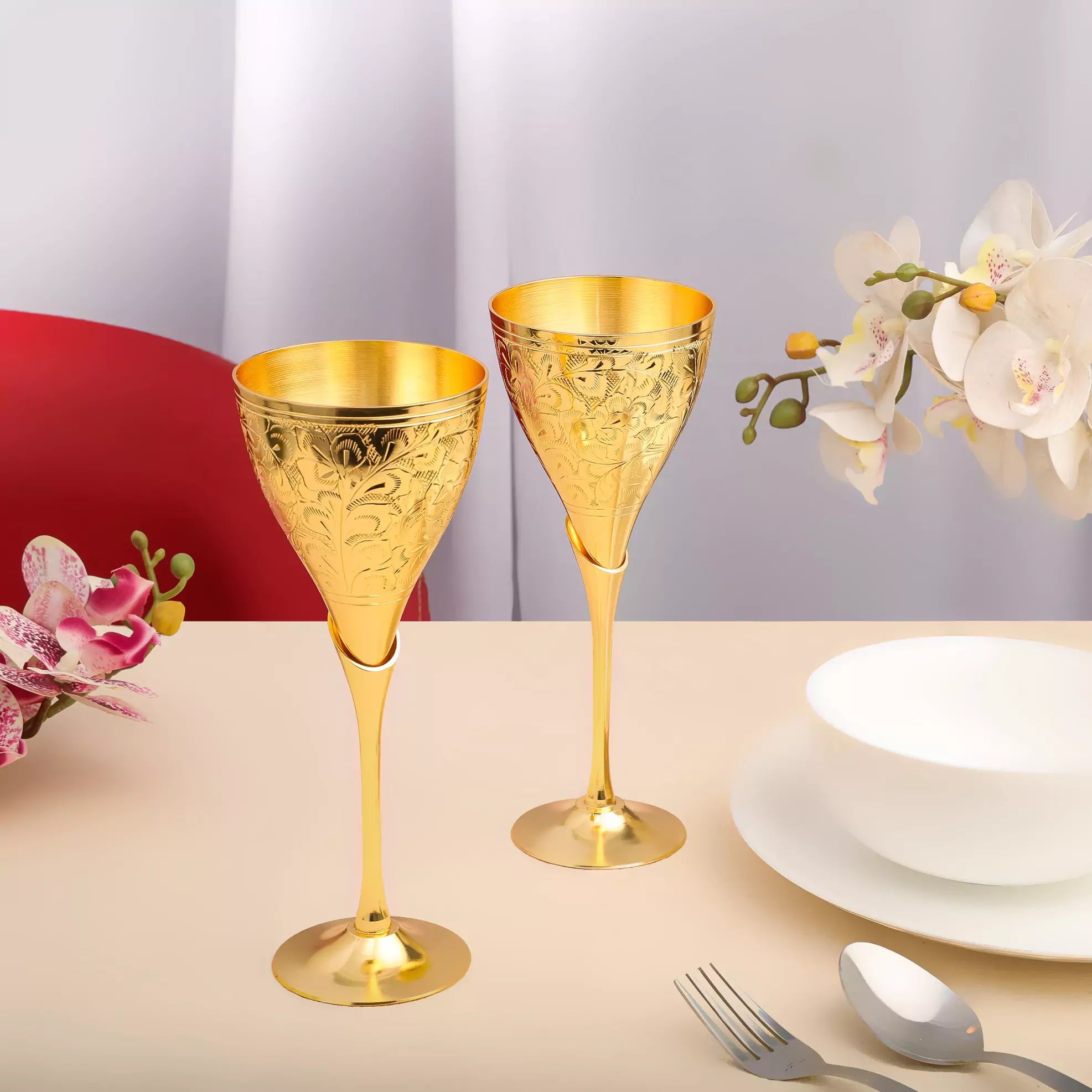 Royal Brass Wine Glass Drink Ware Set of 2 for Home, Clubs (Golden)