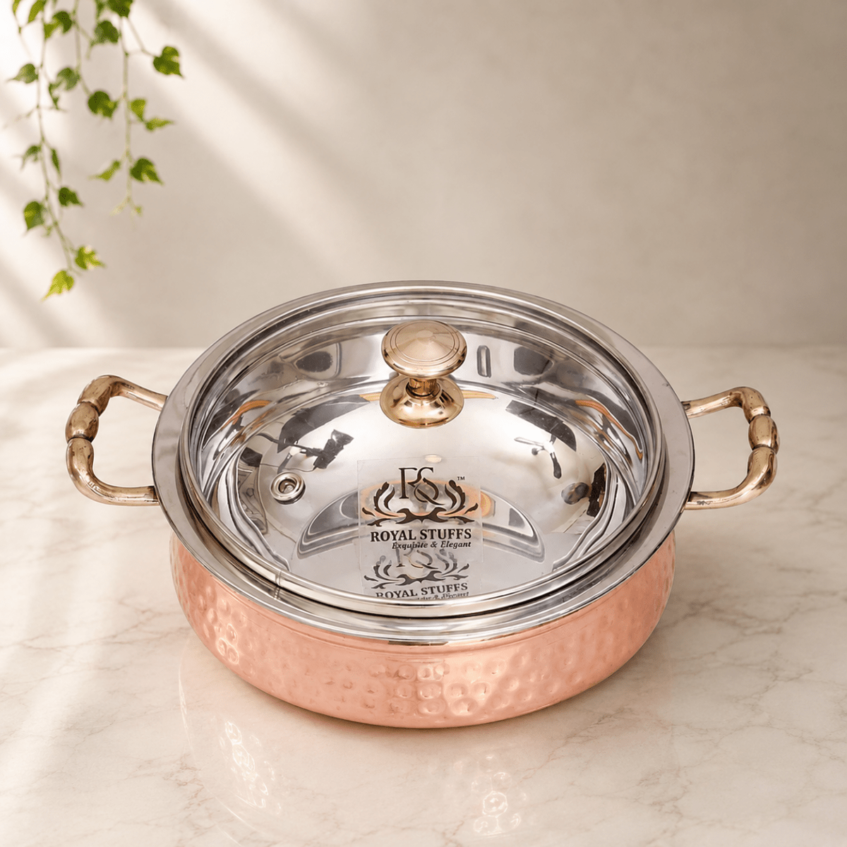 500 ML Steel Copper Hammered Design Handi/Bowl/Casserole with Toughened Glass Lid - Royalstuffs.com