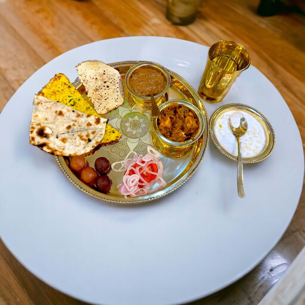 6 Items Brass Thali set, 1 Thali 2 Bowls, 1 Dessert Plate , 1 Glass and 1 Spoon Dinner Set (Gold) - Royalstuffs.com
