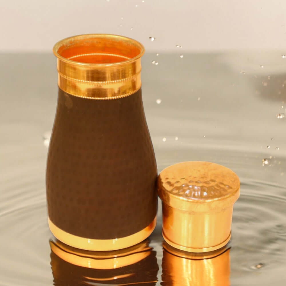 Copper Hammered Silk Finish Bedside Carafe Bottle with Inbuilt Glass (1 Liter Capacity) - Royalstuffs.com