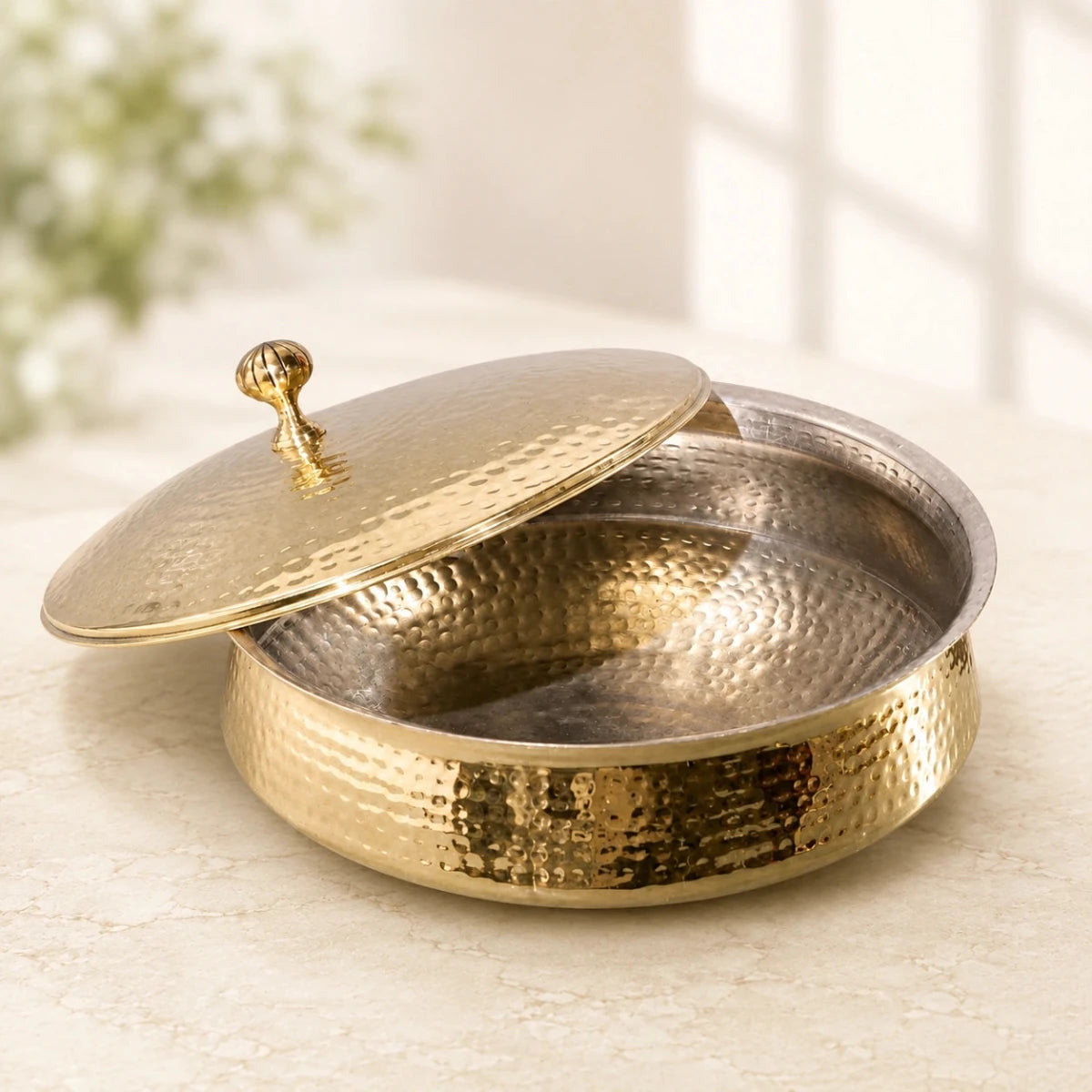 Hammered Brass Handi with Lid & Tin (Kalai) Coating – Traditional Heavy Brass Cooking & Serving Pot | RoyalStuffs - Royalstuffs.com