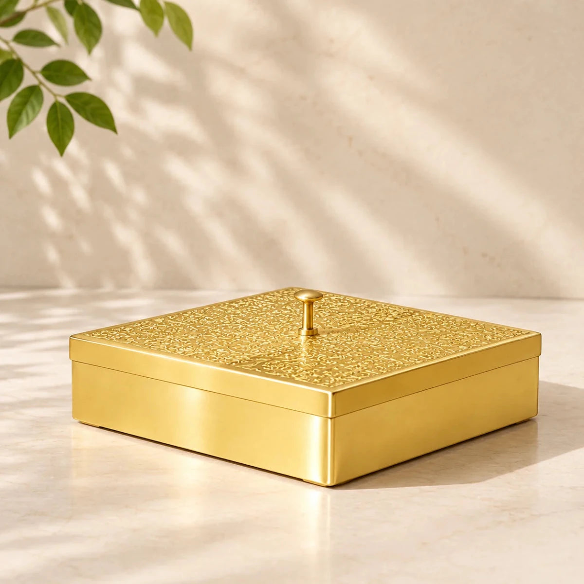 Hammered Brass Masaladani Square Shape with Tin (Kalai) Coating – Premium Spice Box with Lid & Spoon | Medium | RoyalStuffs - Royalstuffs.com
