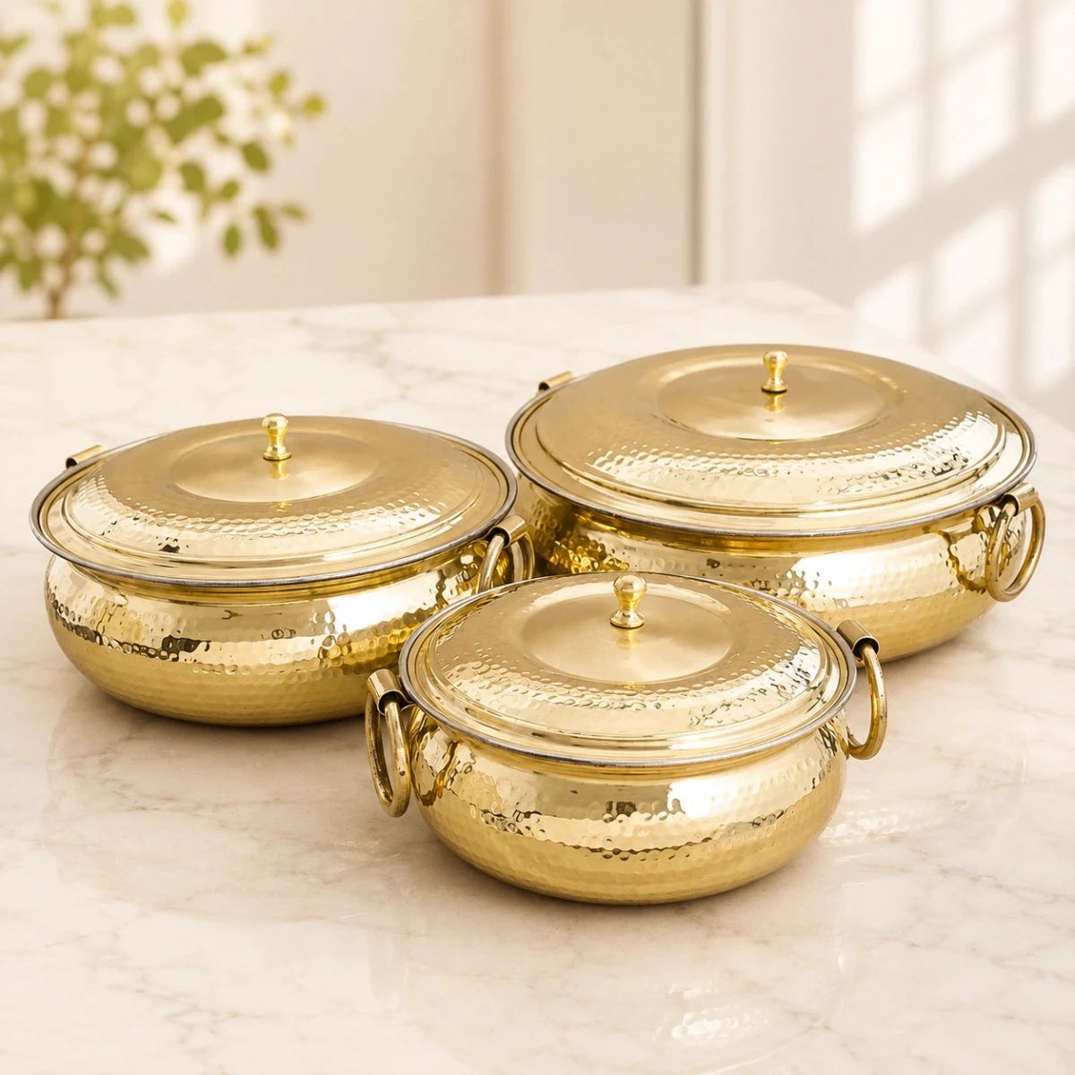 Hammered Mughlai Style Brass Handi with Lid & Tin (Kalai) Coating – Traditional Heavy Brass Cooking Pot | 3 Sizes | RoyalStuffs - Royalstuffs.com