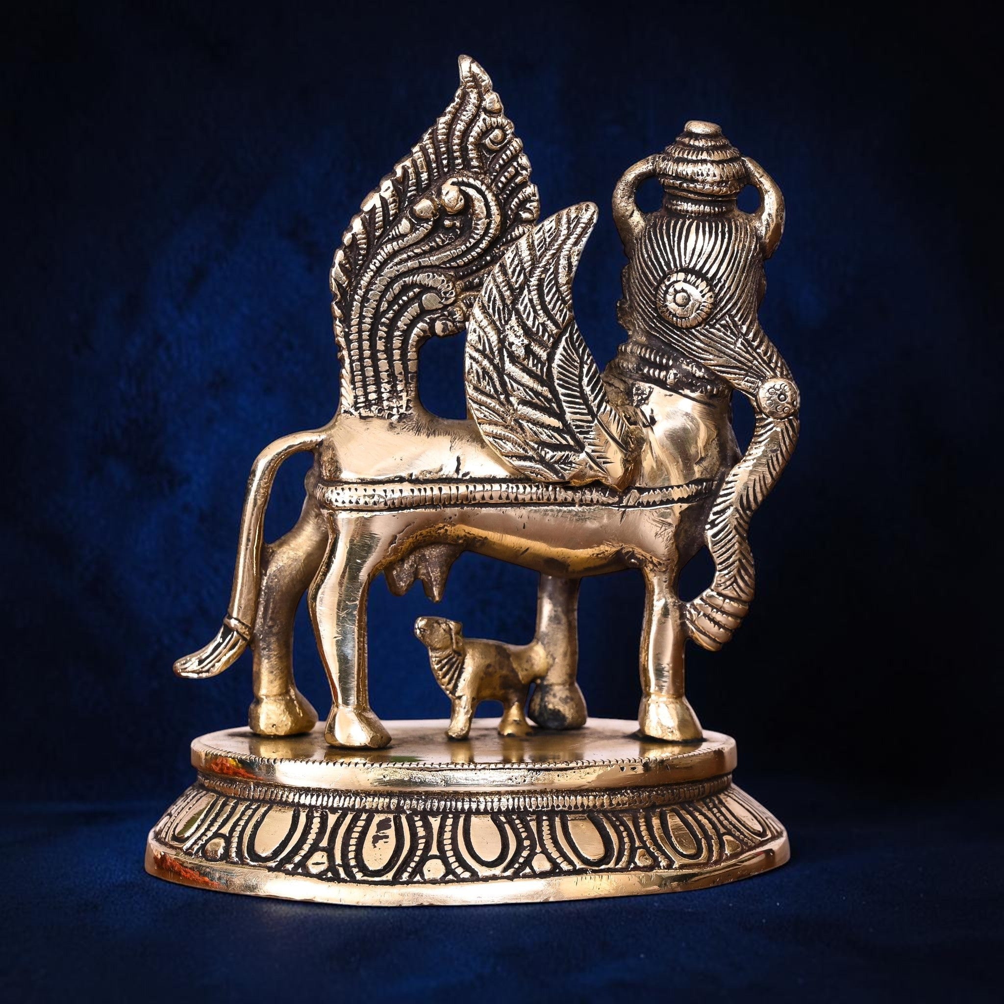Handcrafted Brass Divine Kamdhenu Cow with Calf Idol (6 Inch) | RoyalStuffs - Royalstuffs.com
