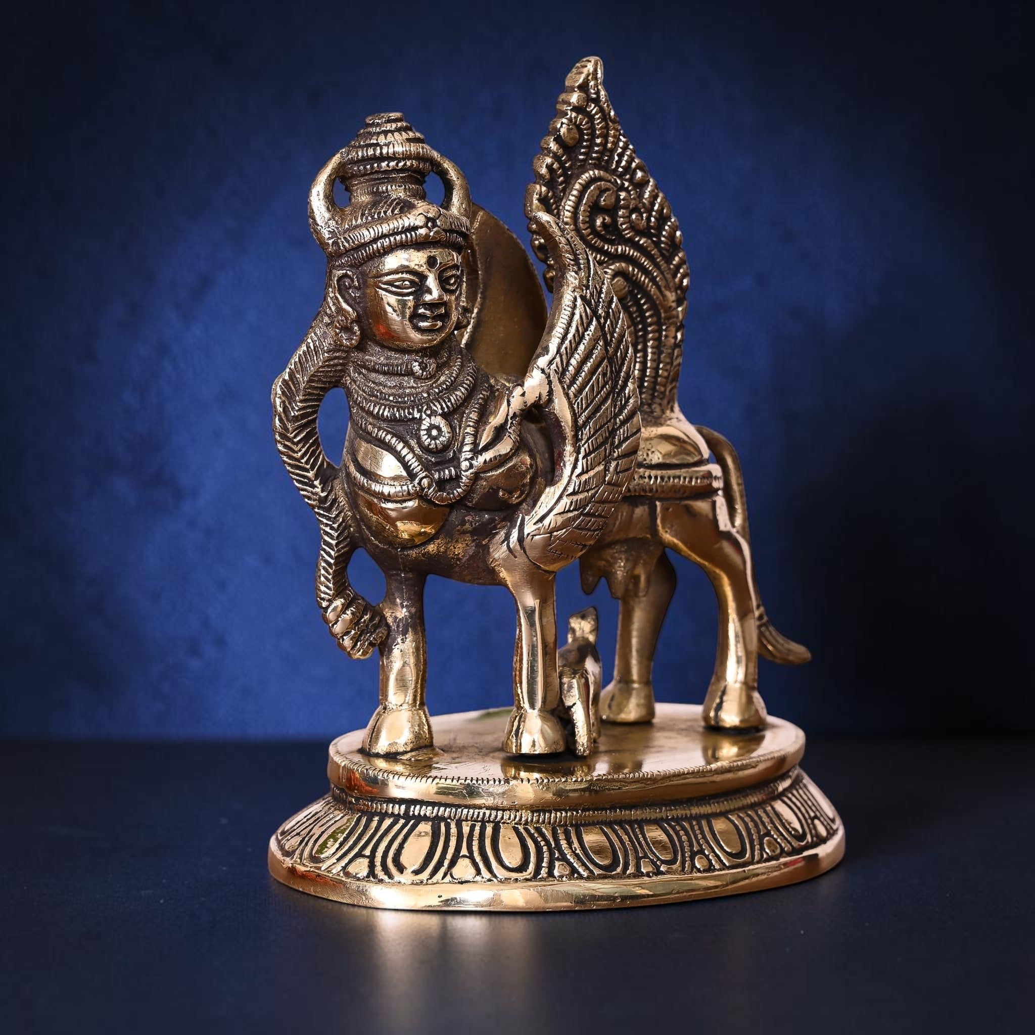 Handcrafted Brass Divine Kamdhenu Cow with Calf Idol (6 Inch) | RoyalStuffs - Royalstuffs.com