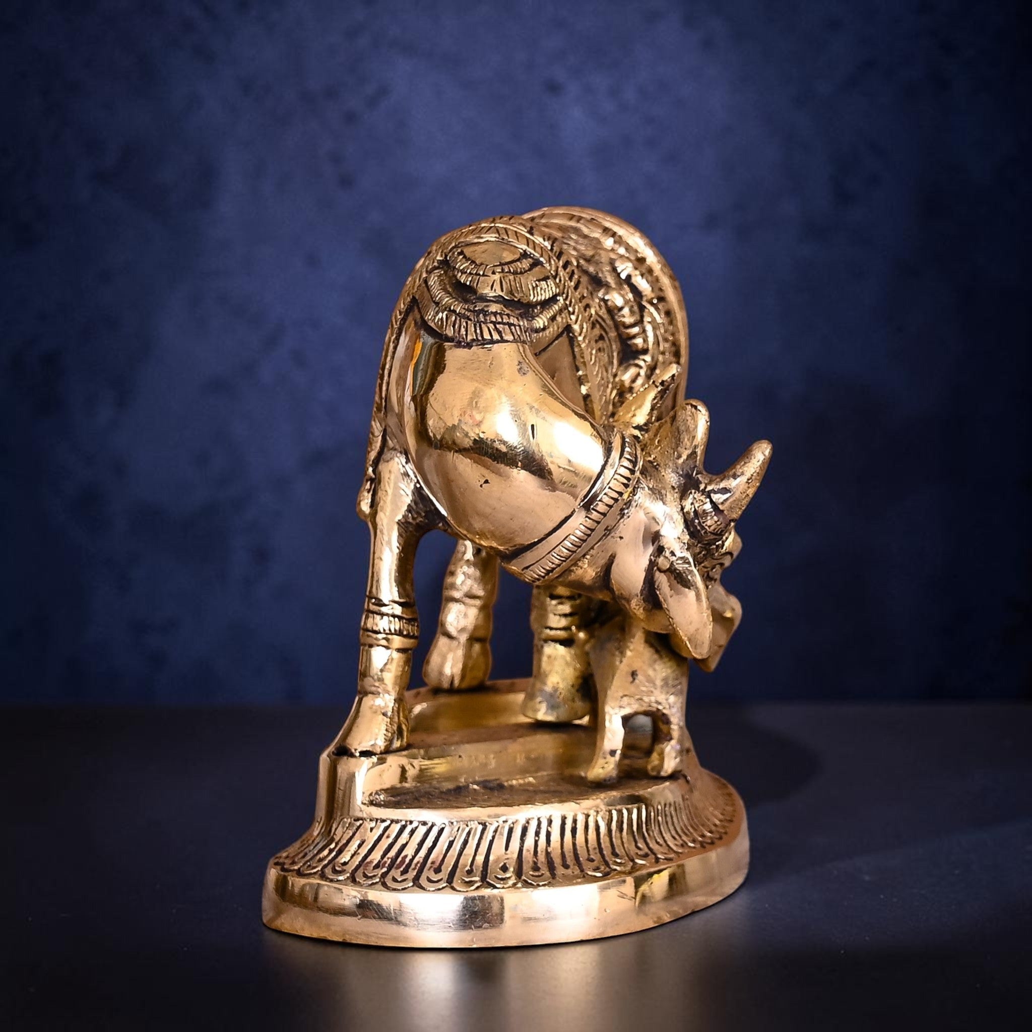 Handcrafted Brass Kamdhenu Cow with Calf Idol (4.5 Inch) | RoyalStuffs - Royalstuffs.com