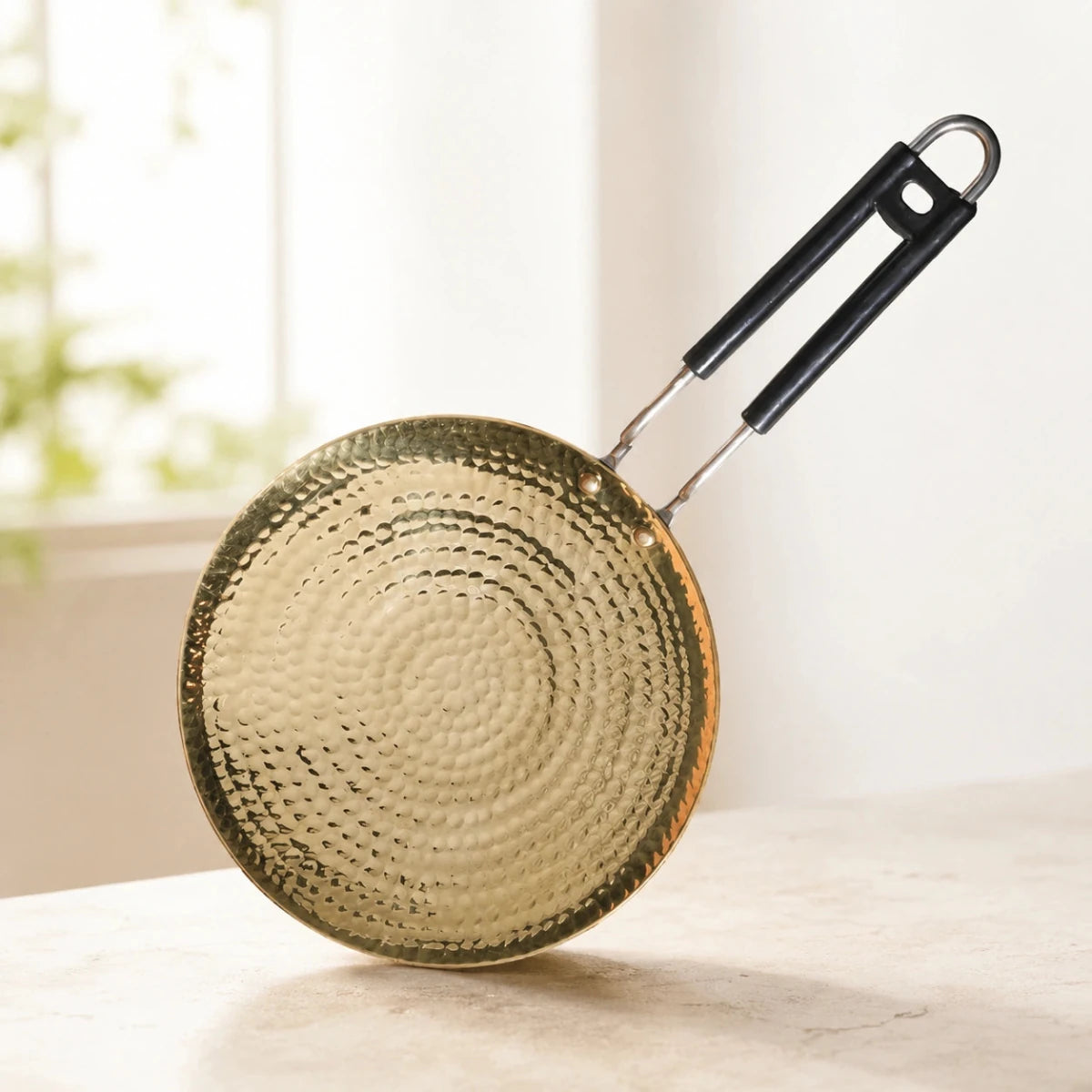 Handcrafted Hammered Brass Tawa with Broad Handle | RoyalStuffs - Royalstuffs.com