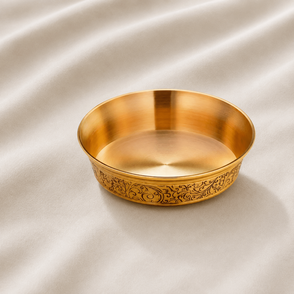Heritage Pure Brass Dinner Set with Thali – 6 Pcs - Royalstuffs.com