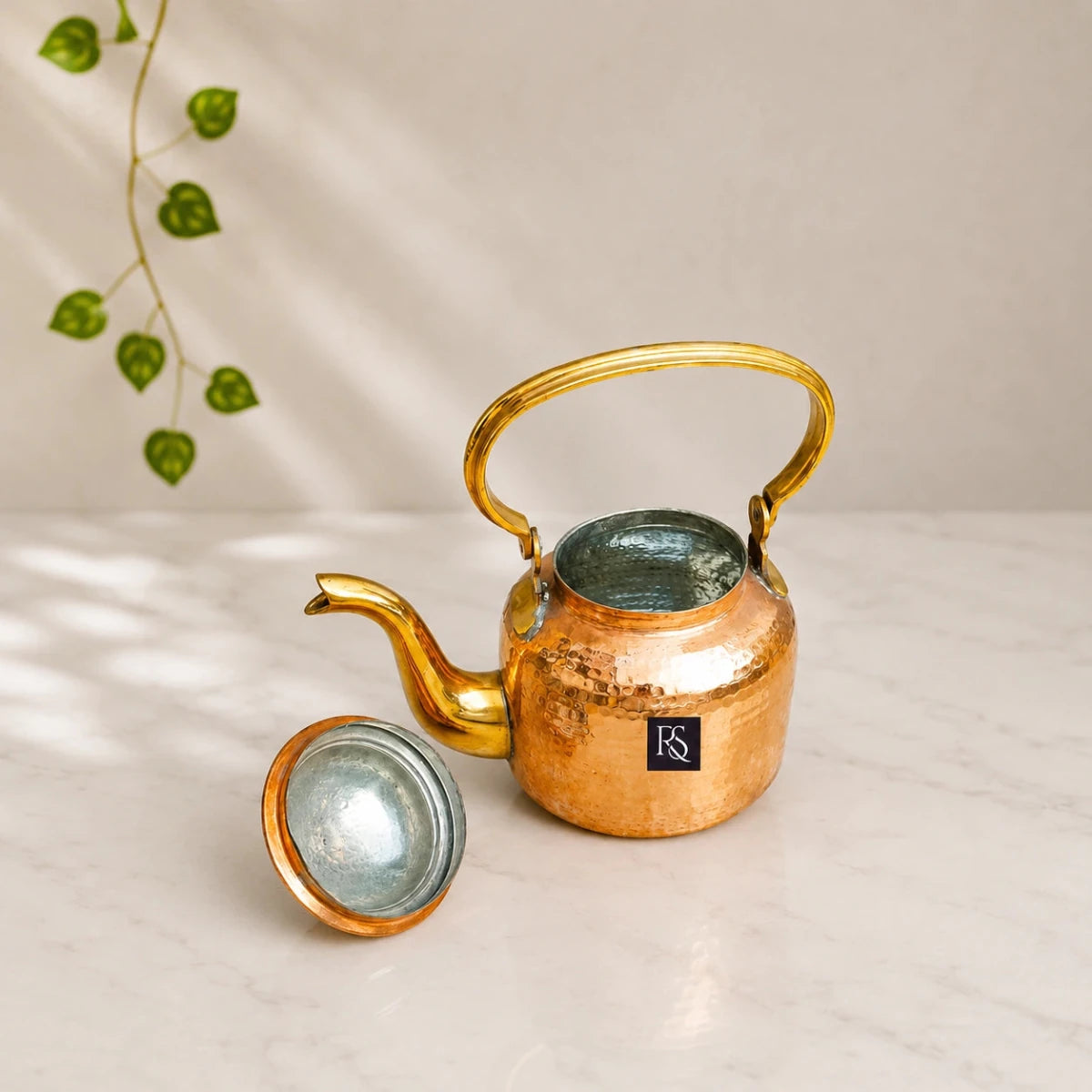 MUGHLAI DESIGN COPPER TEA KETTLE WITH TIN LINING - A REGAL BREWING EXPERIENCE - 600 ML - Royalstuffs.com