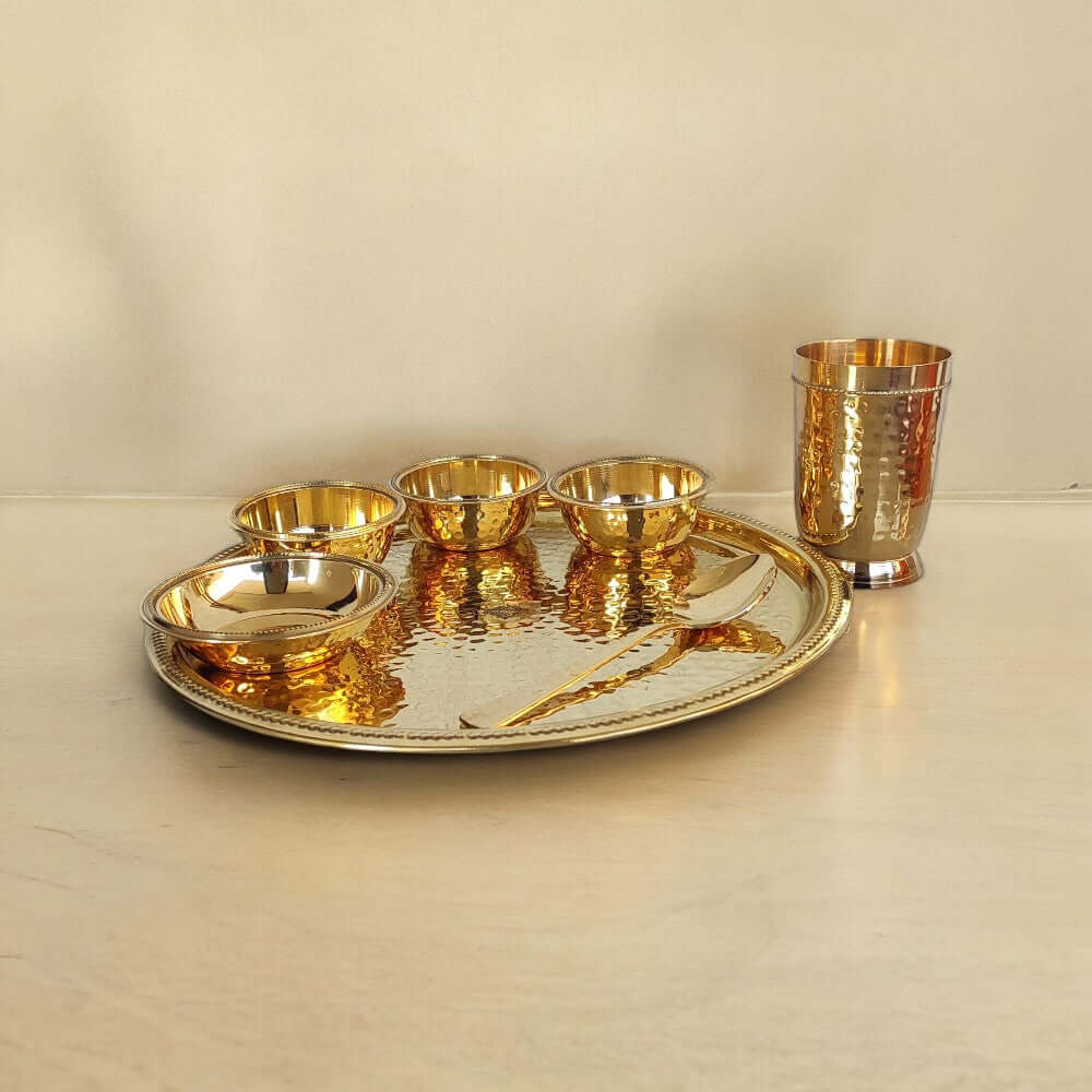 Pure Brass Hammered 7-Piece Dinner Set / Thali Set with Beaded Line Design - Royalstuffs.com