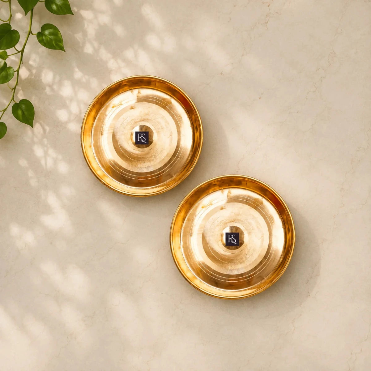 SET OF 2 Traditional Design Pure Copper Plates with Circular Ring Design - 11 Inch Diameter - Royalstuffs.com