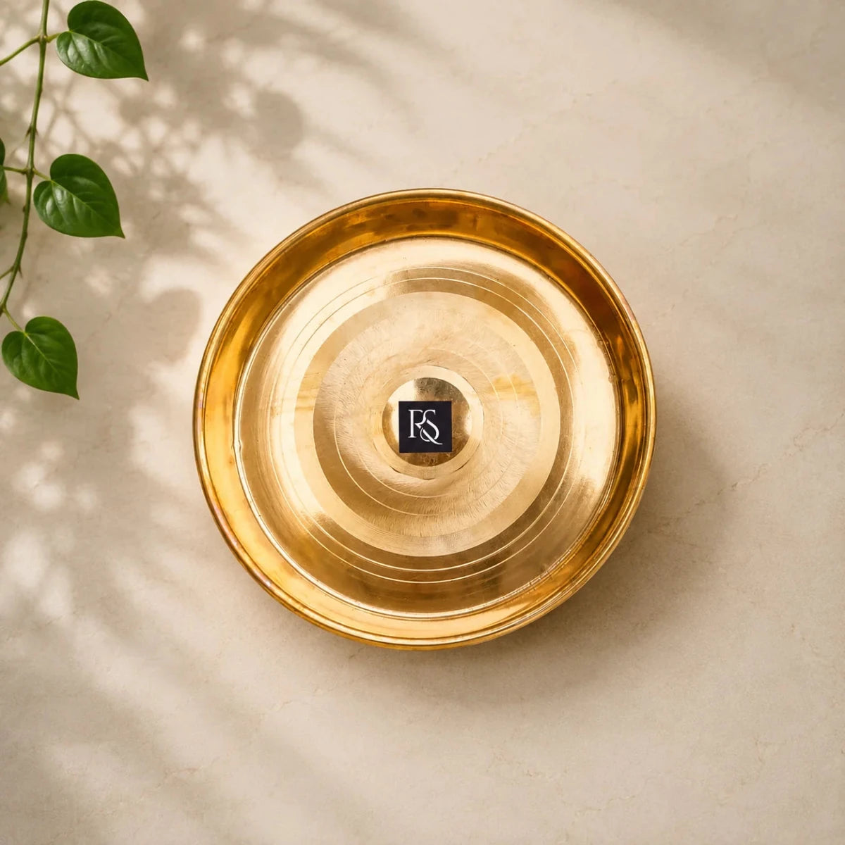 Traditional Design Pure Copper Plate with Circular Ring Design - 9-inch Diameter - Royalstuffs.com
