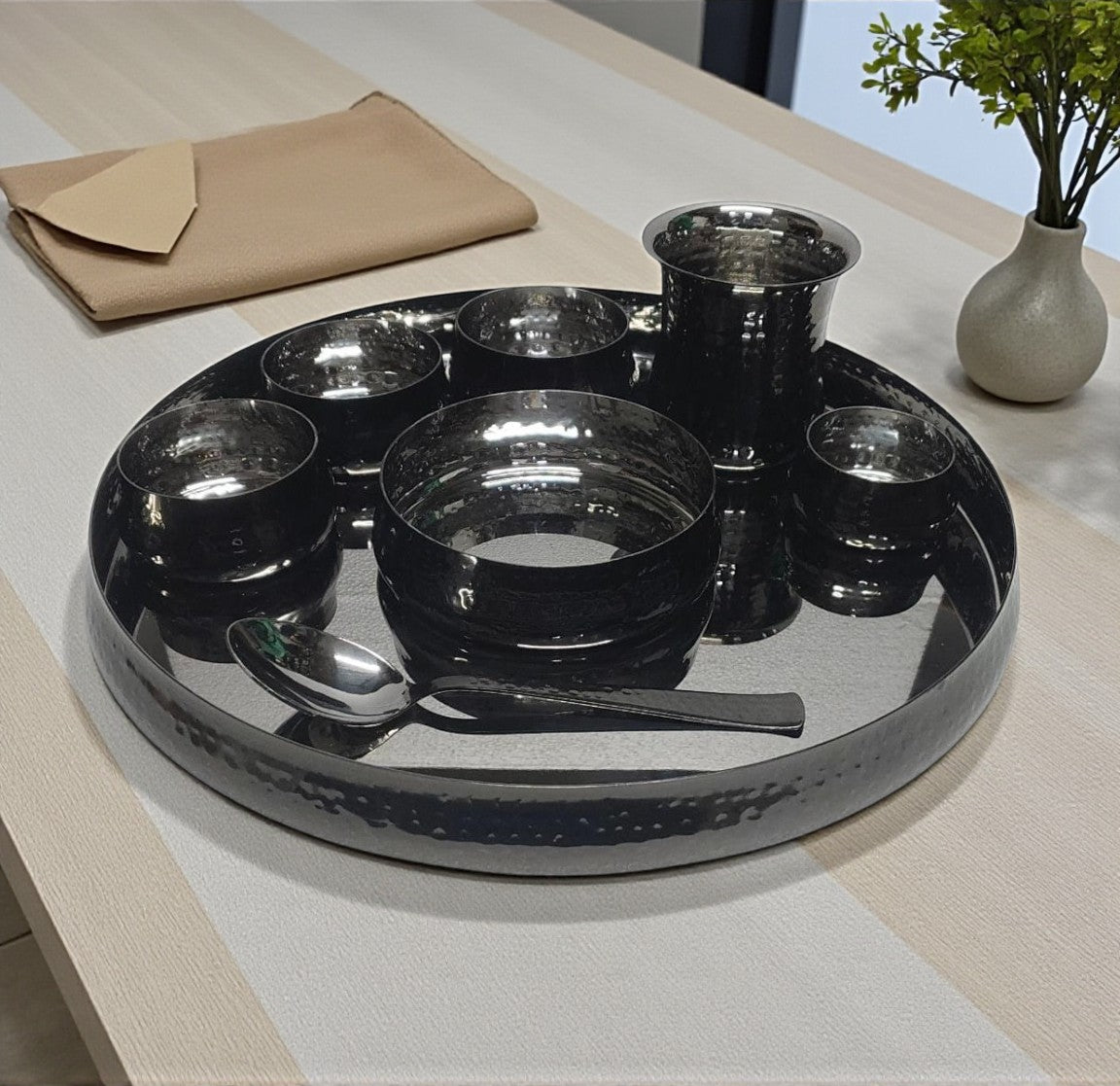 Royal Metallic Black Steel Dinner Thali Set – Luxury Hammered Finish (8-Piece)