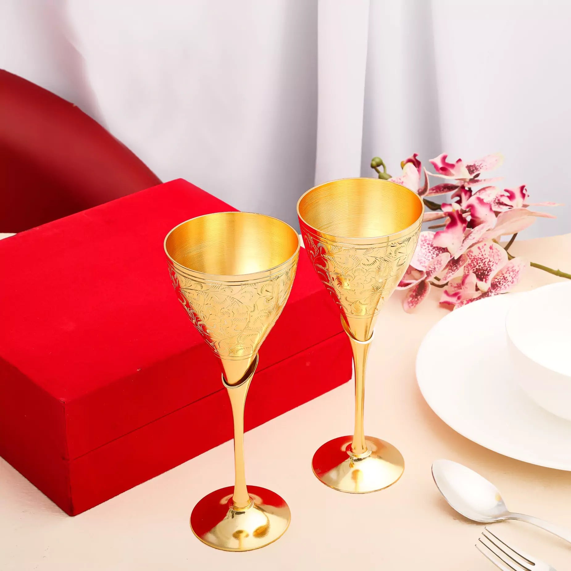 Royal Brass Wine Glass Drink Ware Set of 2 for Home, Clubs (Golden)