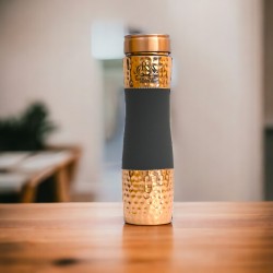 ROYALSTUFFS Pure Copper Hammered Design Pitchers And Bedside Carafes With Tumbler Water Bottle Storage With Lid 1000 ML (Black)